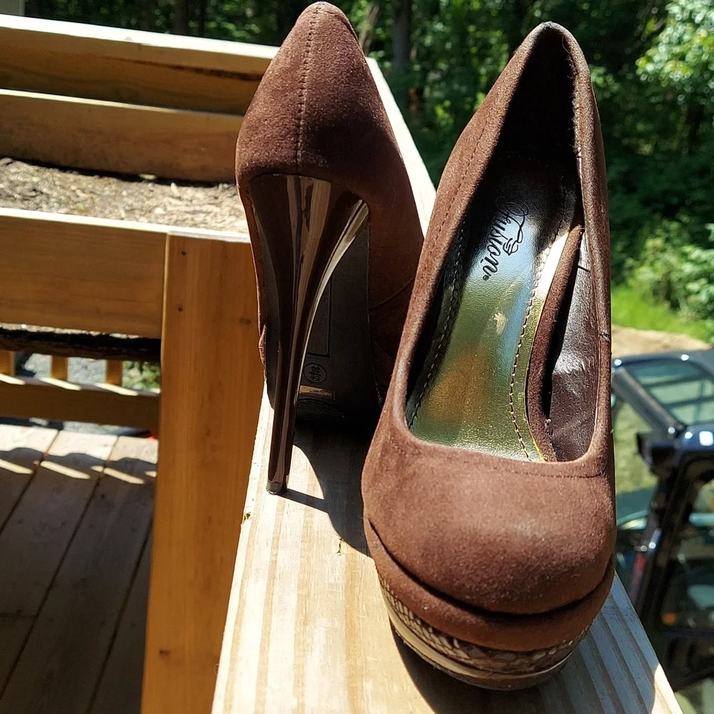 Vintage Fusion Brown faux suede Platform Slip-on Stilettos High Heels Sz 5 1/2